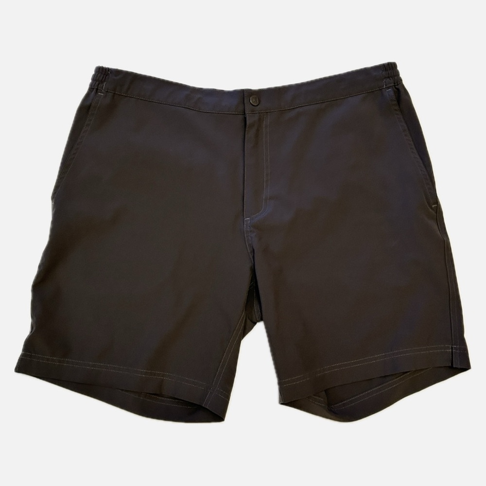 Thousand Miles Dark Gray Lightweight Travel Shorts Size L Men’s